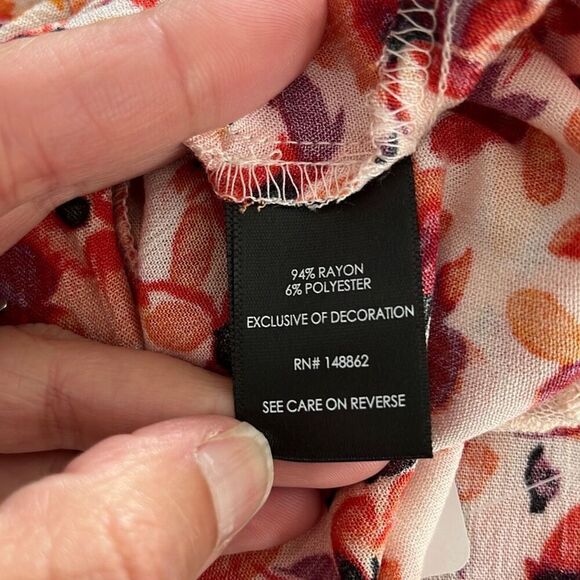 NWT TORRID GAUZE CROCHET DETAIL TANK SIZE 1X - Picture 5 of 5